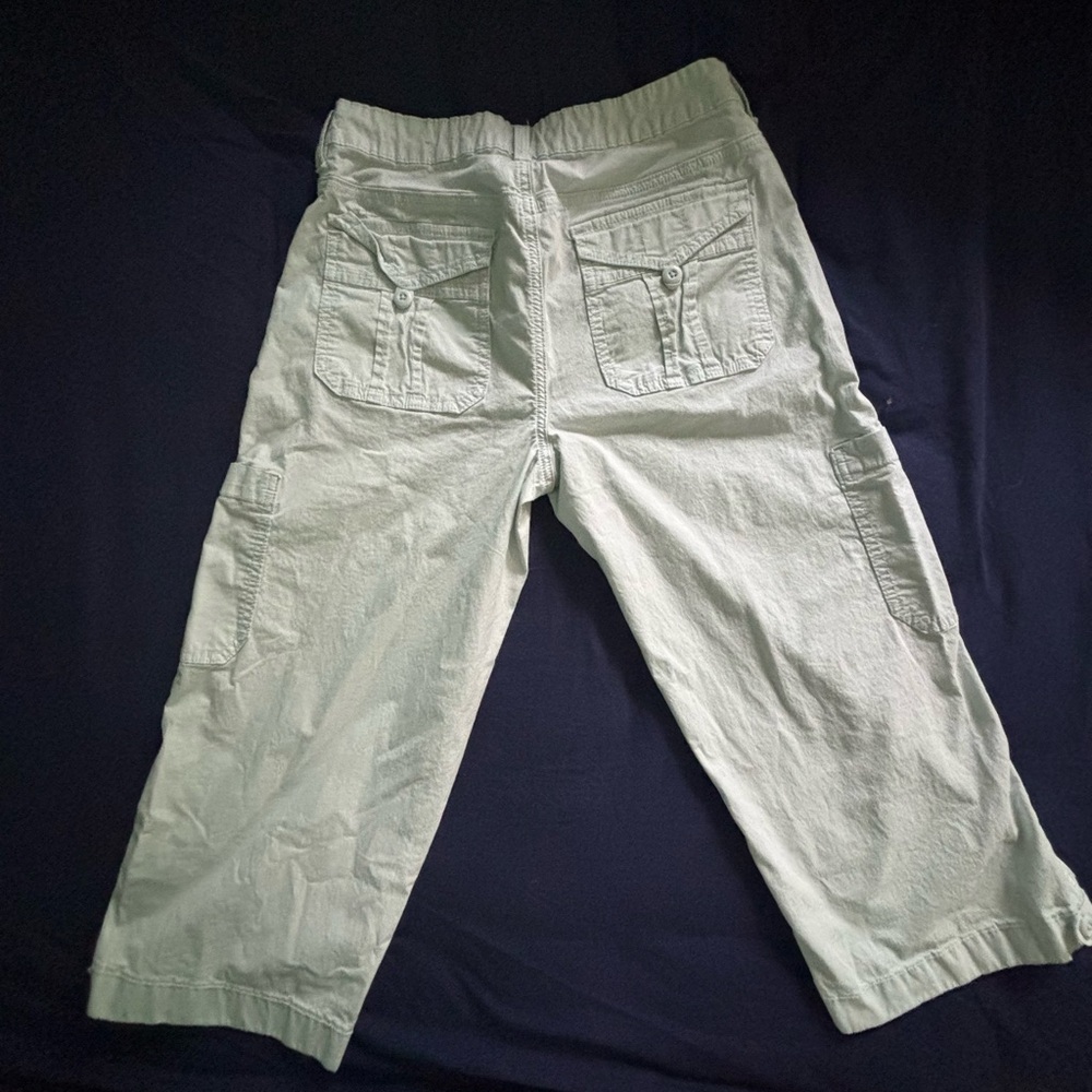 American Eagle Outfitters women’s capris Cargo Pants - Ice Blue ,
Like new